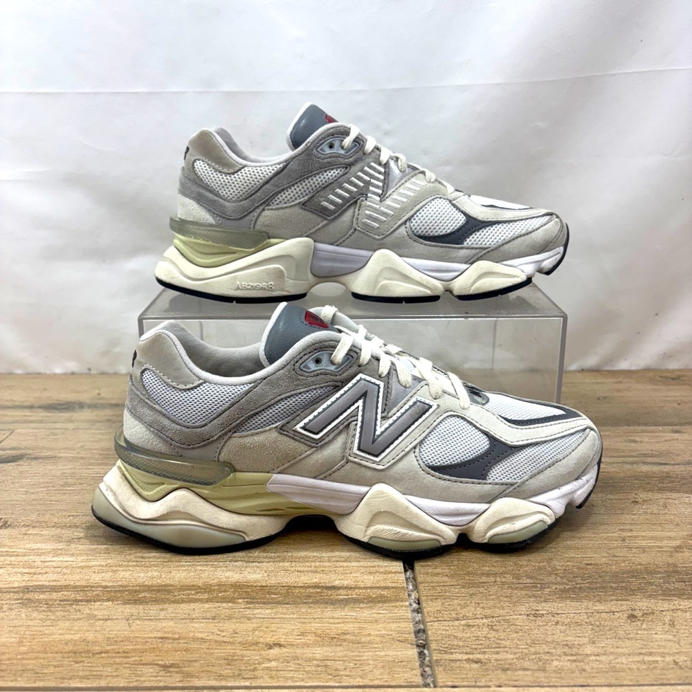 New Balance 9060 Raincloud Men’s Size 9- U9060GRY